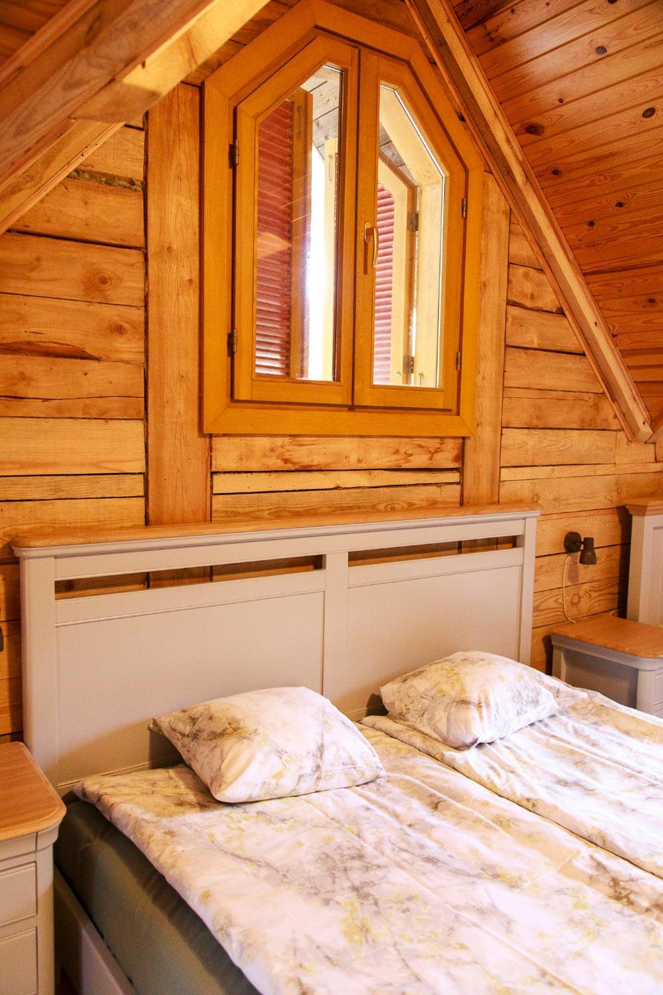 Roze Guest Houses Sklandas Бернаті Екстер'єр фото