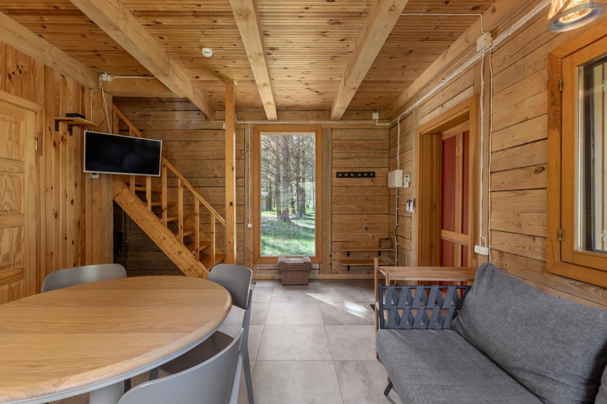 Roze Guest Houses Sklandas Бернаті Екстер'єр фото