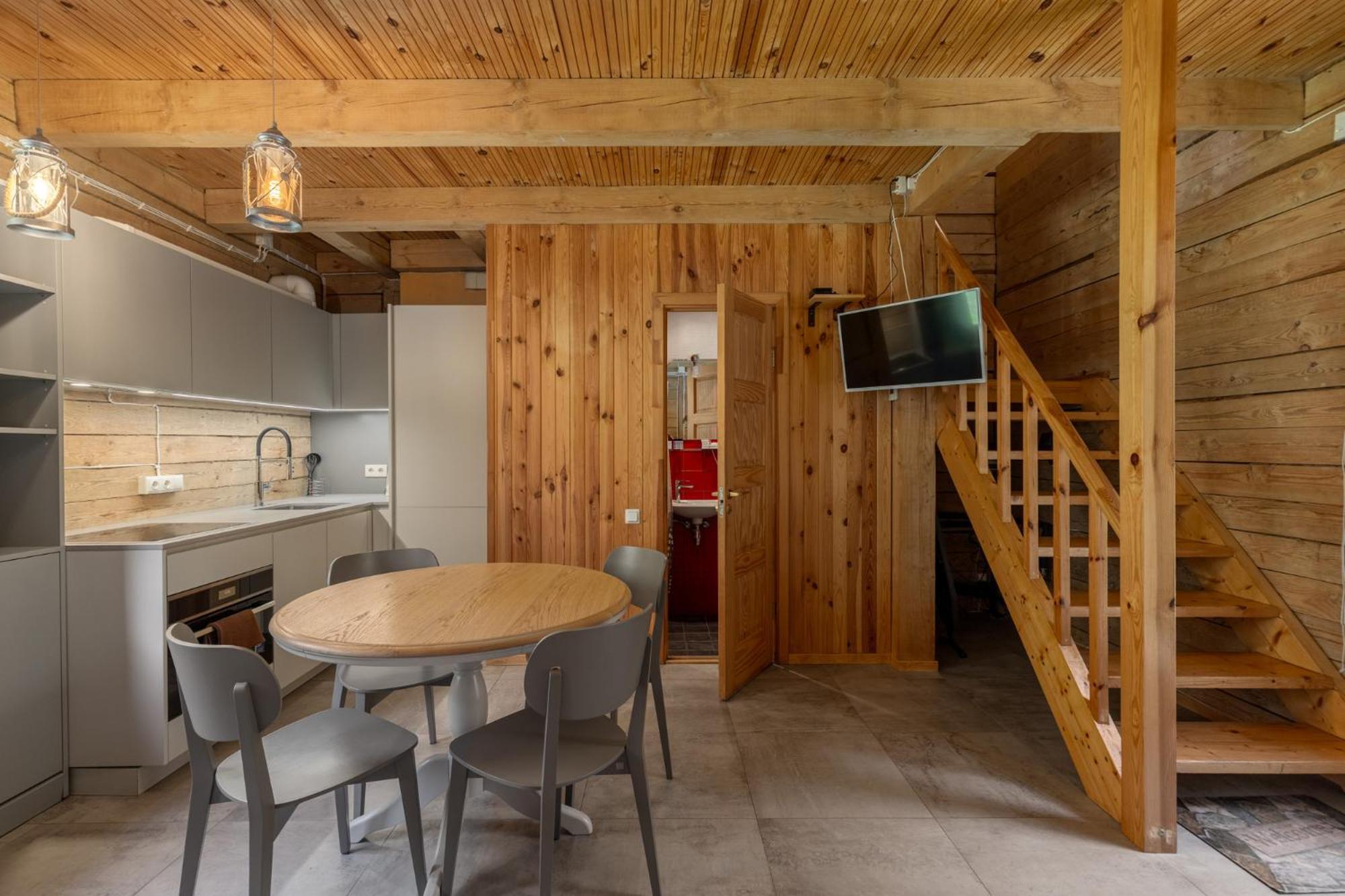 Roze Guest Houses Sklandas Бернаті Екстер'єр фото