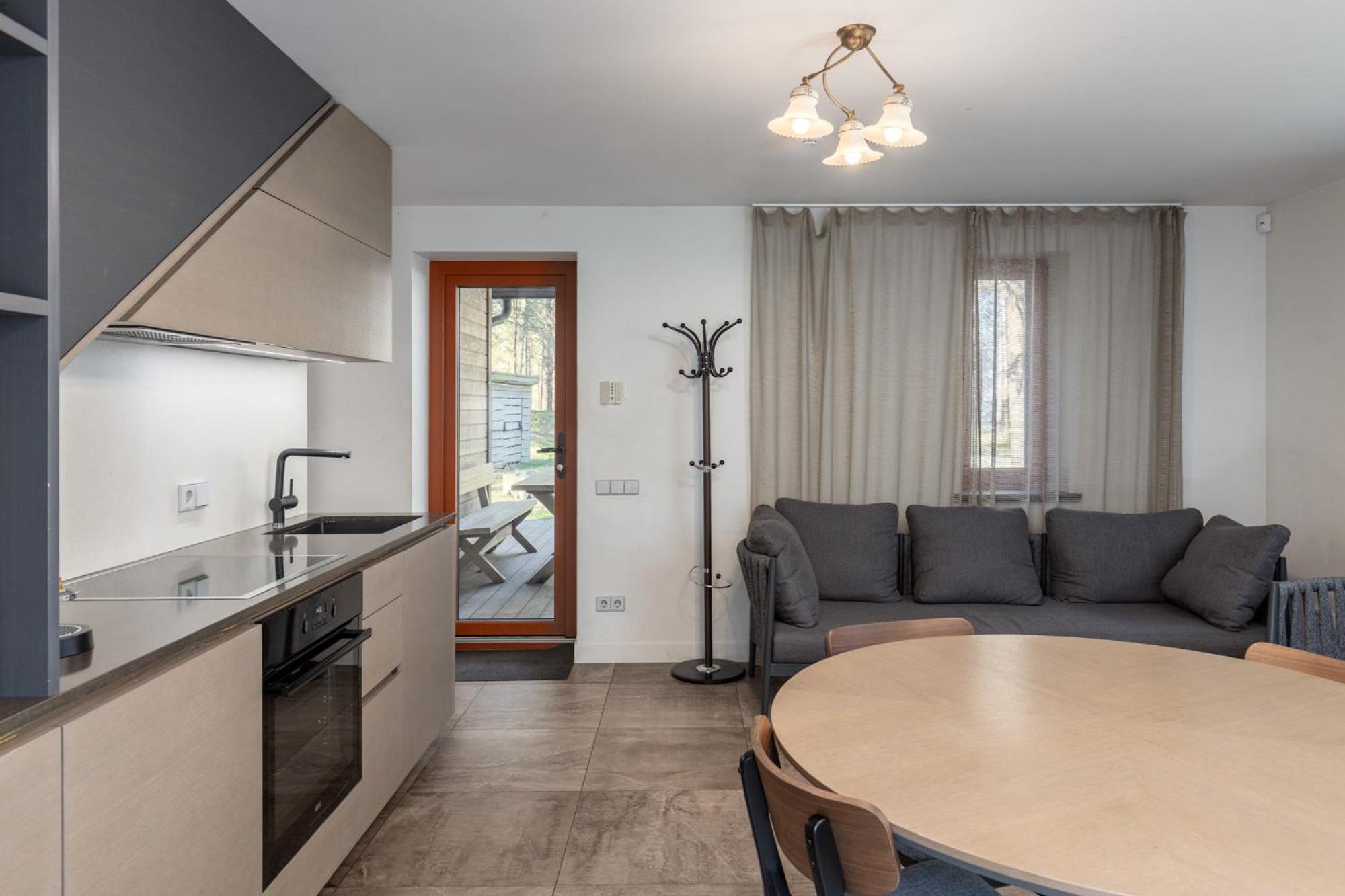 Roze Guest Houses Sklandas Бернаті Екстер'єр фото